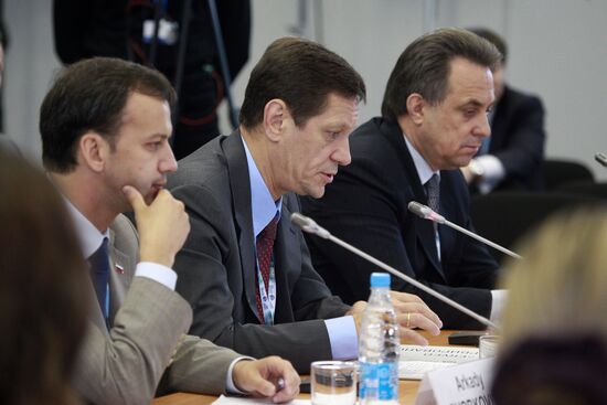 Arkady Dvorkovich, Alexander Zhukov, Vitaly Mutko