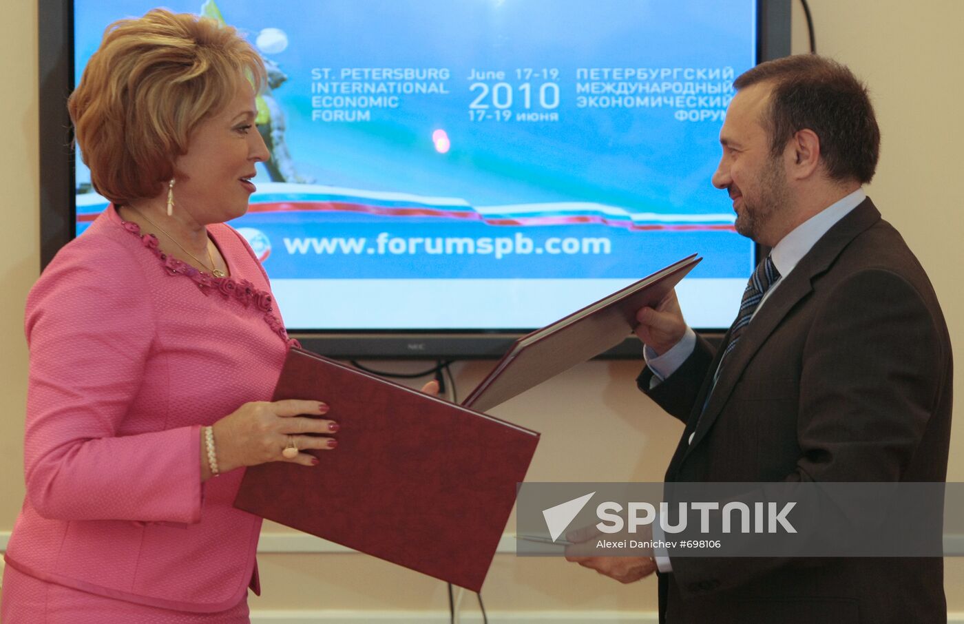 Valentina Matviyenko and Dmitry Morozov