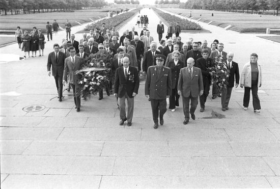 French war veterans in Leningrad