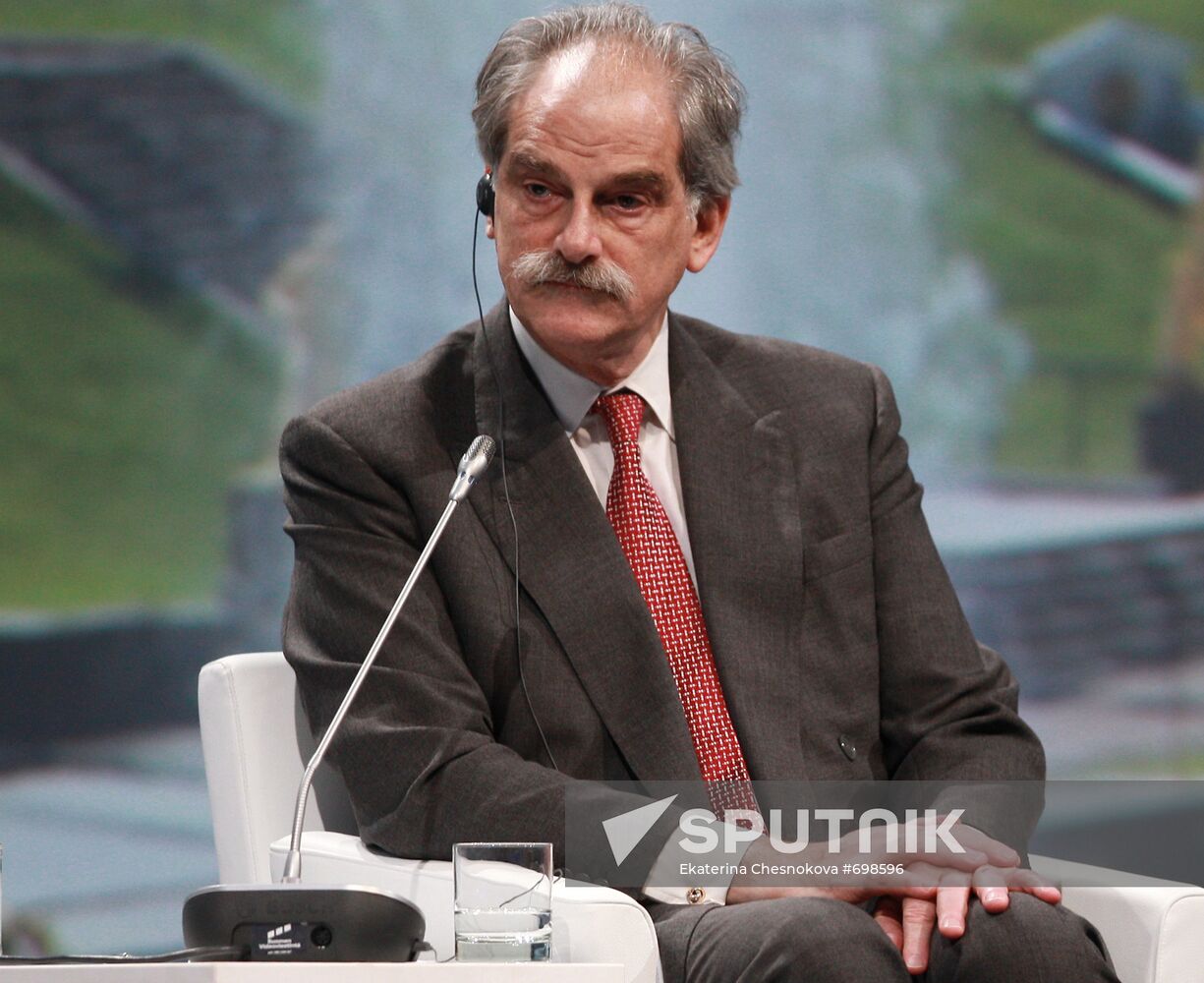 John Lipsky