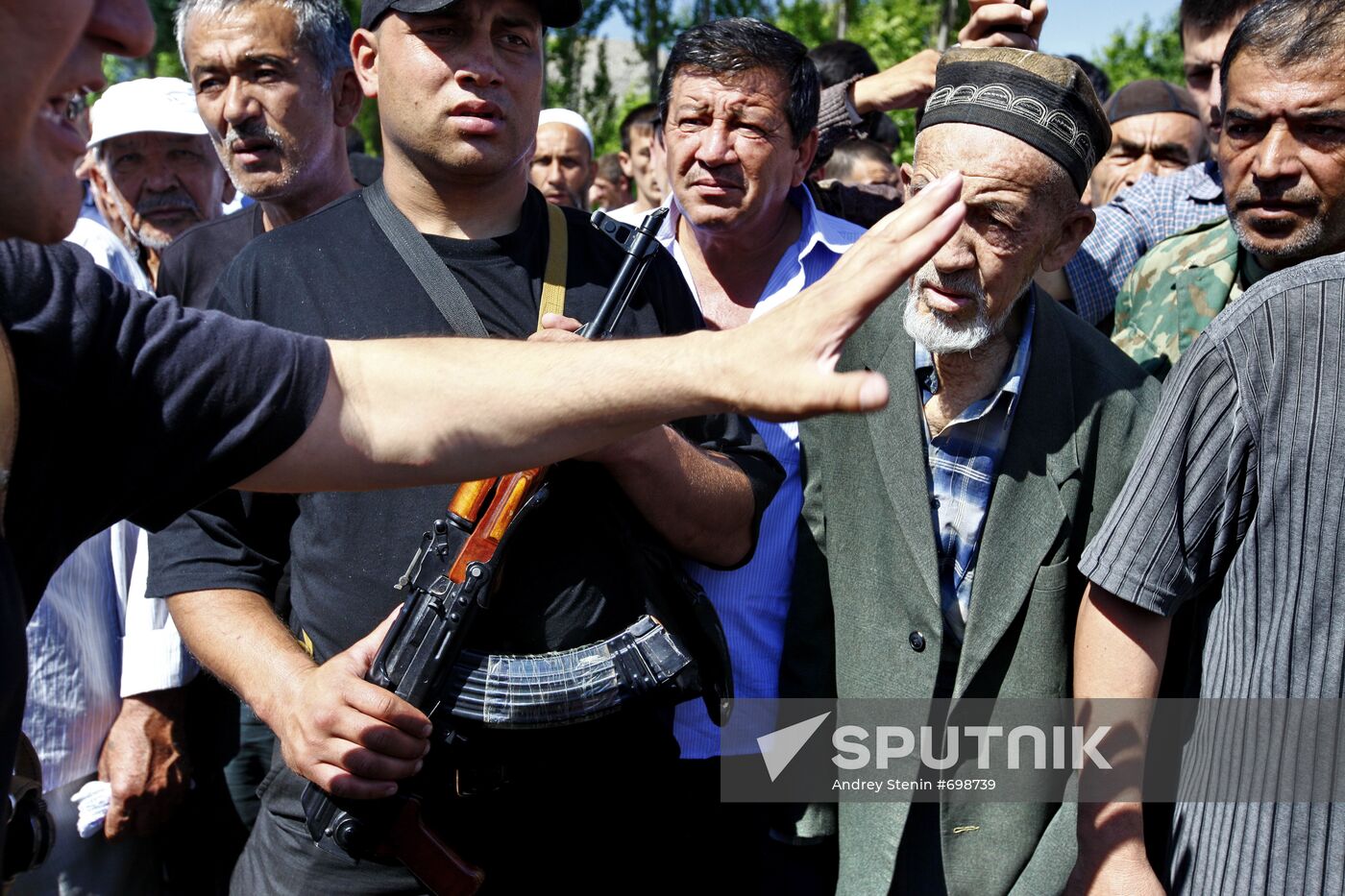 Kyrgyz town of Osh after ethnic clashes