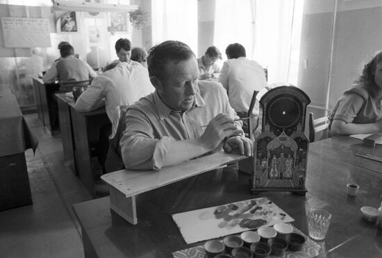 Artist Vladimir Moshkovich from Proletarian Art Factory