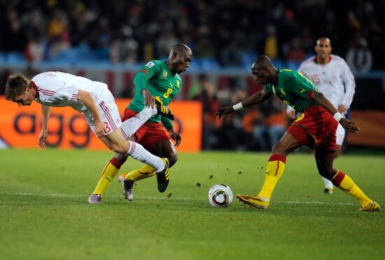 2010 FIFA World Cup. Cameroon vs. Denmark