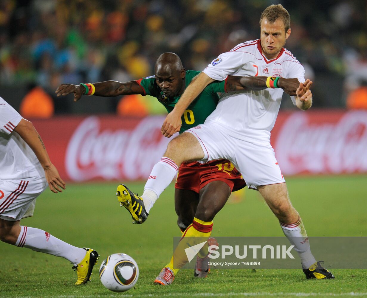2010 FIFA World Cup. Cameroon vs. Denmark