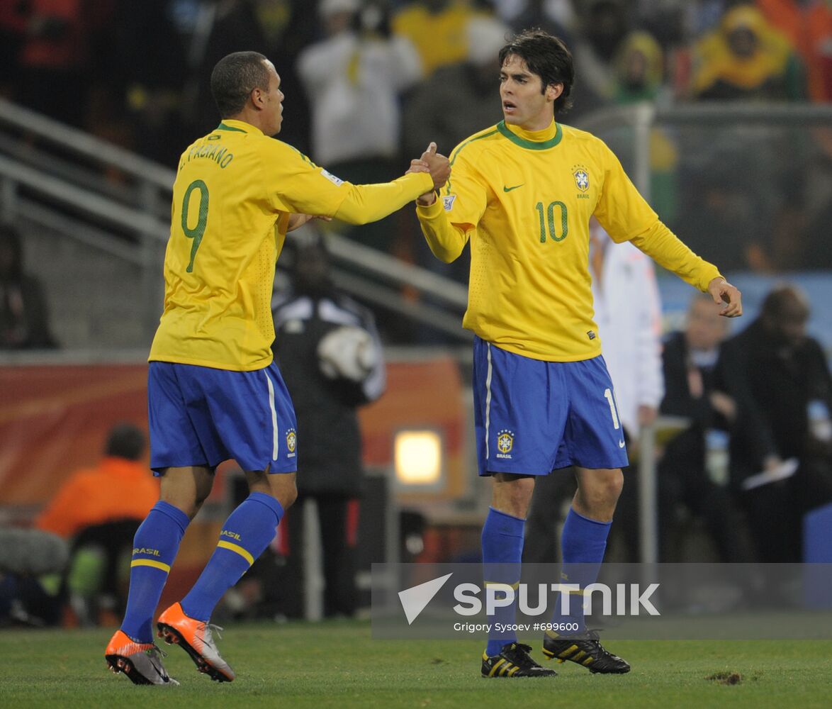 2010 FIFA World Cup. Brazil vs. Cote d'Ivoire