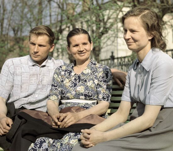 TERESHKOVA FAMILY BROTHER MOTHER SISTER