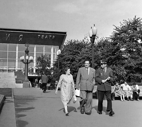 Pilot- cosmonaut Valery Bykovsky with his parents