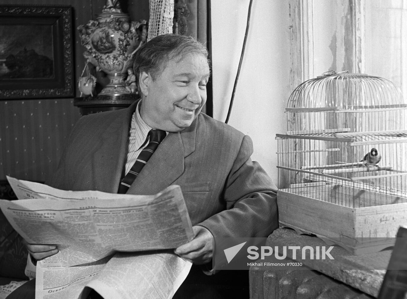 SINGER MIKHAILOV
