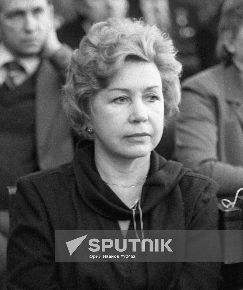INNA MAKAROVA 