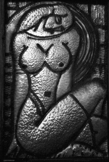 MOOD CHISELING GURULI 