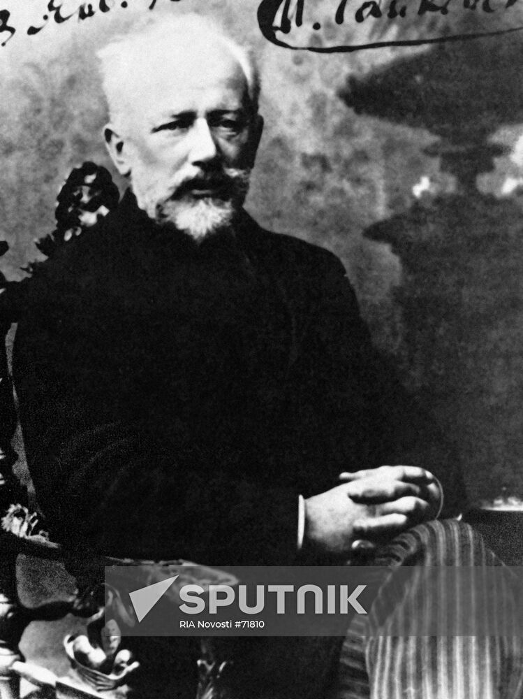 TCHAIKOVSKY 