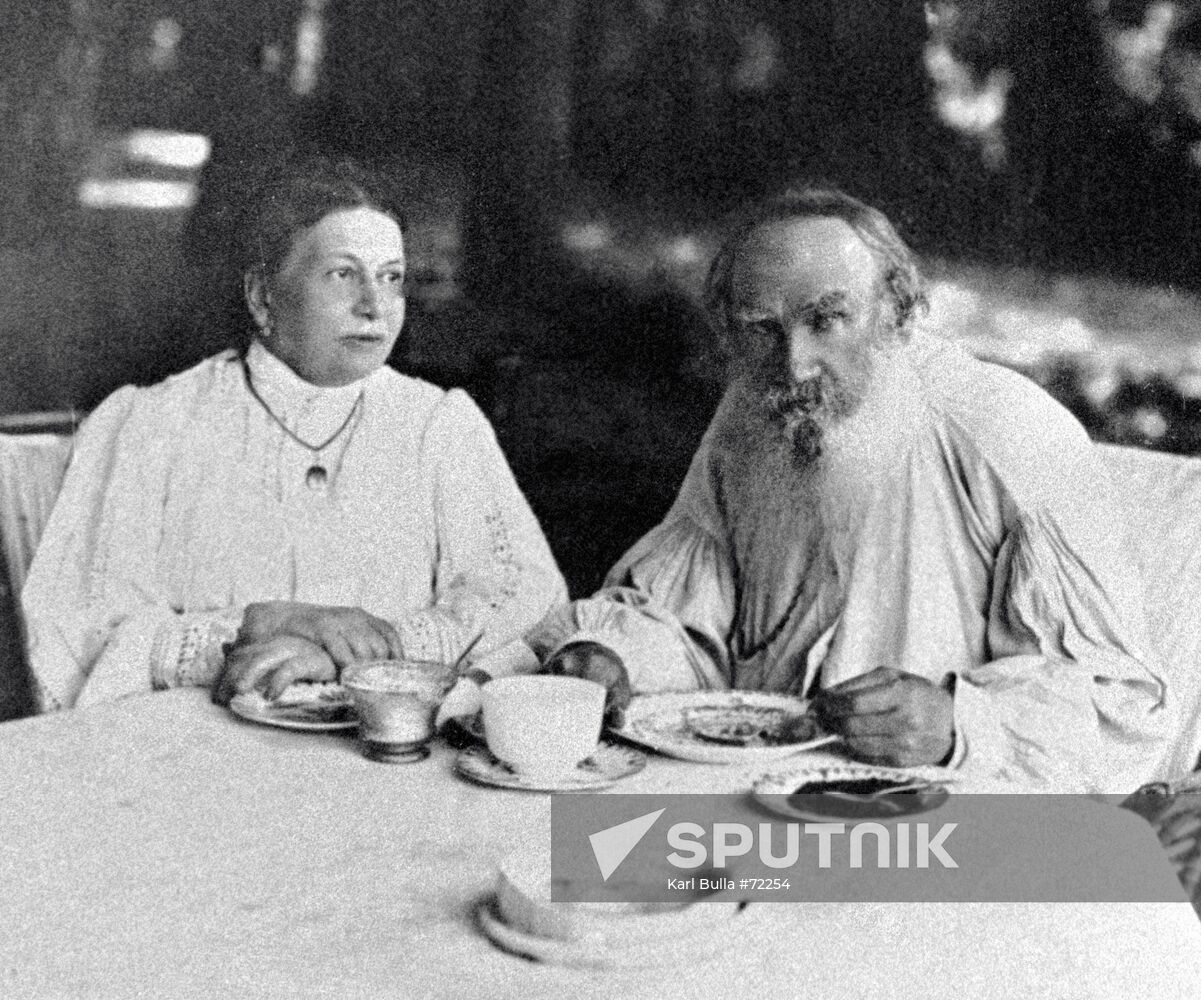 TOLSTOY WIFE