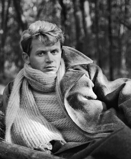 NIKONENKO "SERGEI YESENIN" 