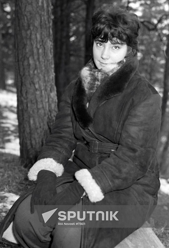 SAMOILOVA CINEMA STAR