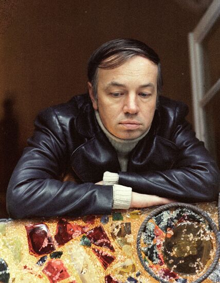 VOZNESENSKY 
