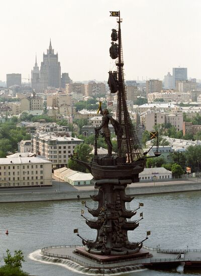 MONUMENT PETER THE GREAT TSERETELI