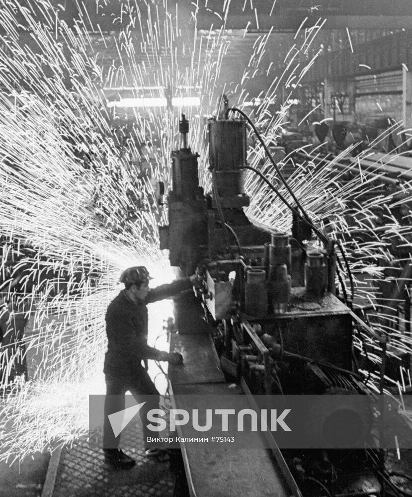 WELDER WORKSHOP