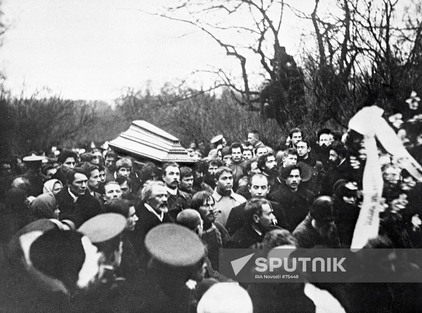 TOLSTOY FUNERAL