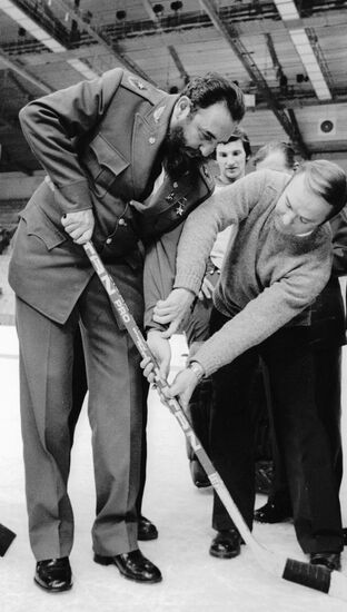 LOKTEV CASTRO ICE HOCKEY 