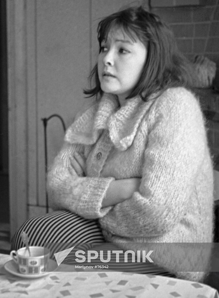 AKHMADULINA