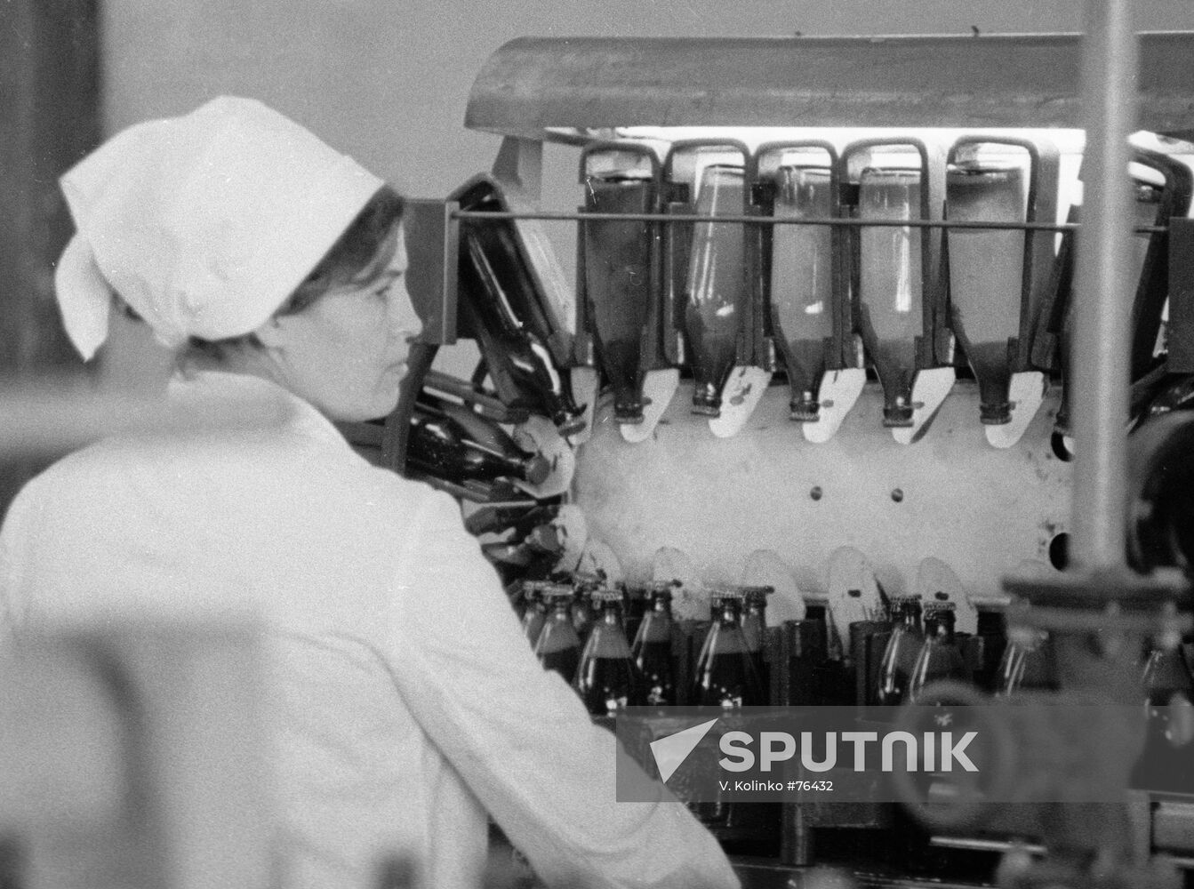 WORKER BEER BREWERY 