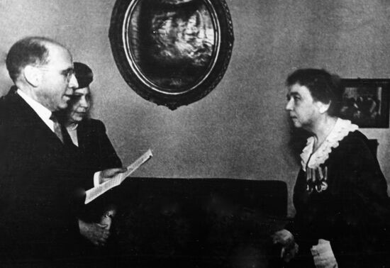 KOLLONTAI DIPLOMAT ORDER OF AZTEC EAGLE