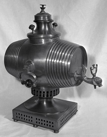 SAMOVAR