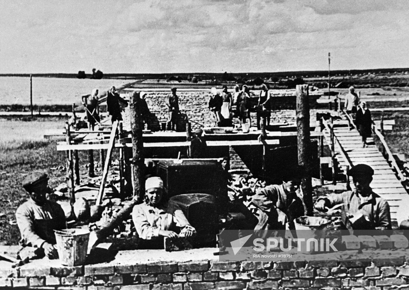 CONSTRUCTION MINSK WWII