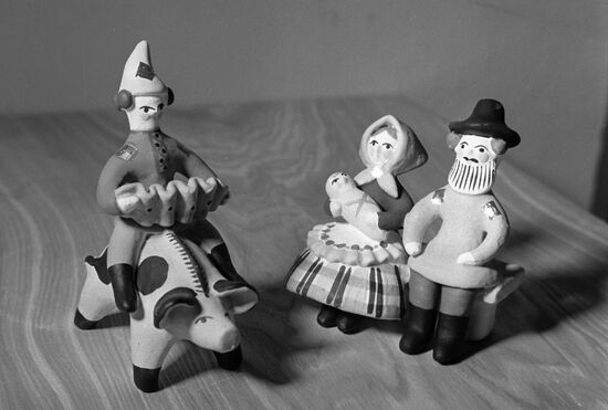 DYMKOVO TOY