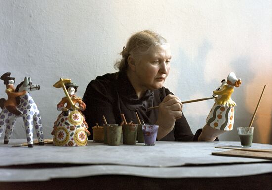 DYMKOVO TOY
