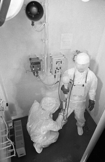 "ARKTIKA" ICEBREAKER DECONTAMINATION CHAMBER