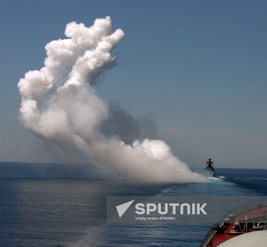 Pacific fleet vessels' sortie