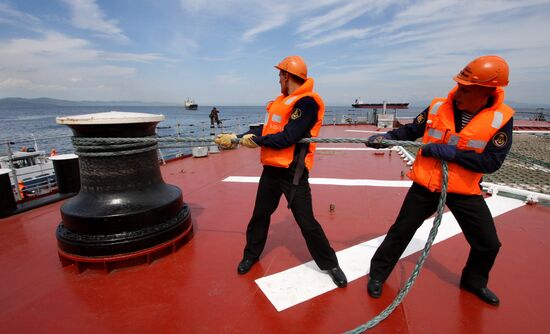 Pacific fleet vessels' sortie