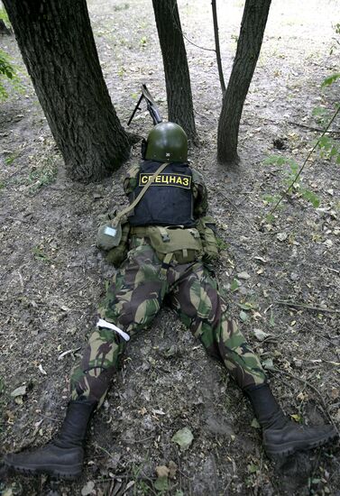 Antiterrorist and special tactical exercises for special forces