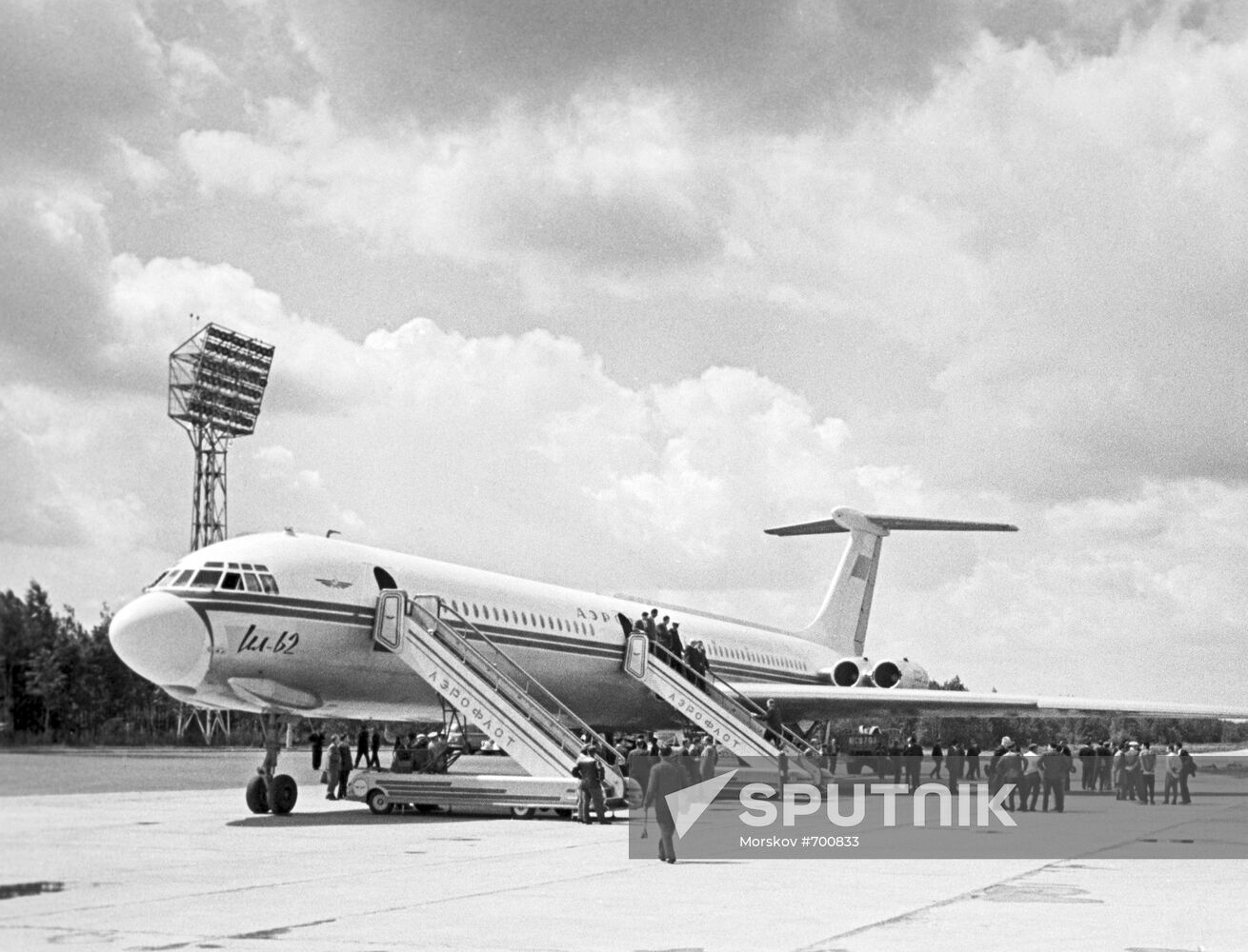 An Ilyushin Il-62 airliner