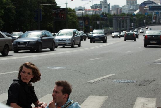 Milla Jovovich, Konstantin Khabensky