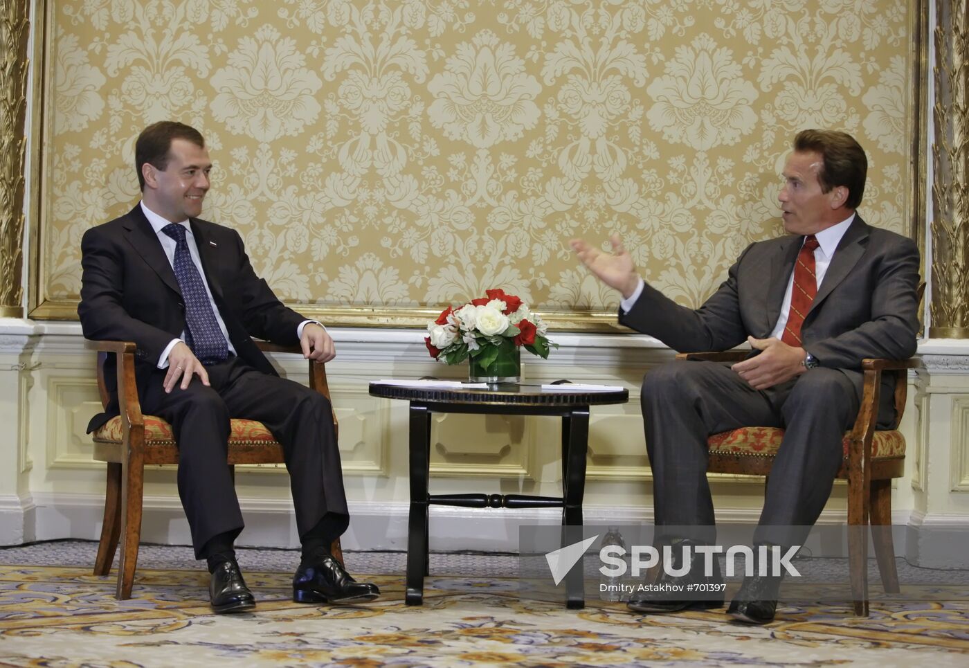 Dmitry Medvedev and his wife, Svetlana, visit the U.S.