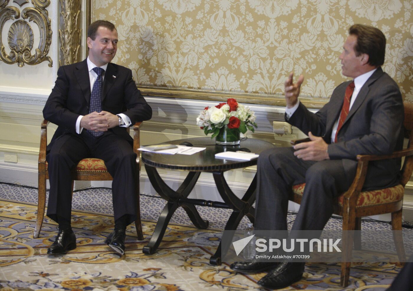 Dmitry Medvedev and his wife, Svetlana, visit the U.S.