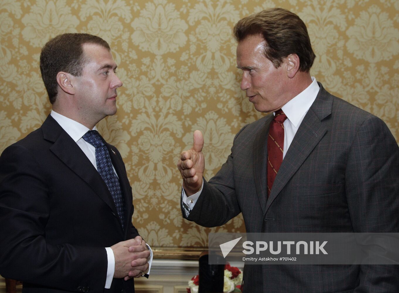 Dmitry Medvedev and his wife, Svetlana, visit the U.S.