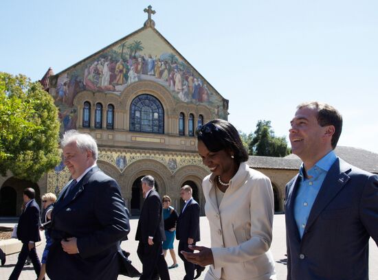 Dmitry Medvedev's visit to the U.S. Day Two