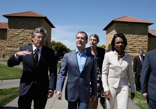 Dmitry Medvedev's visit to the U.S. Day Two