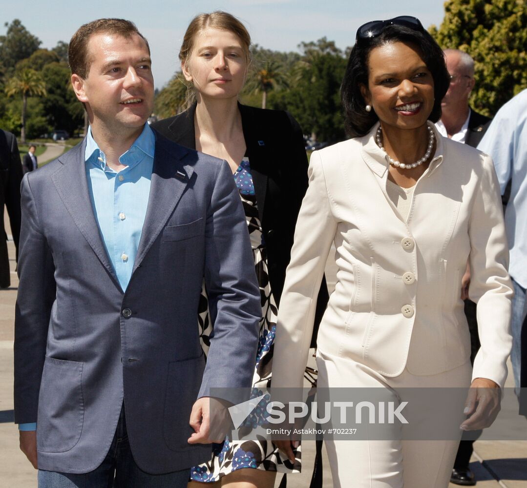 Dmitry Medvedev's visit to the U.S. Day Two