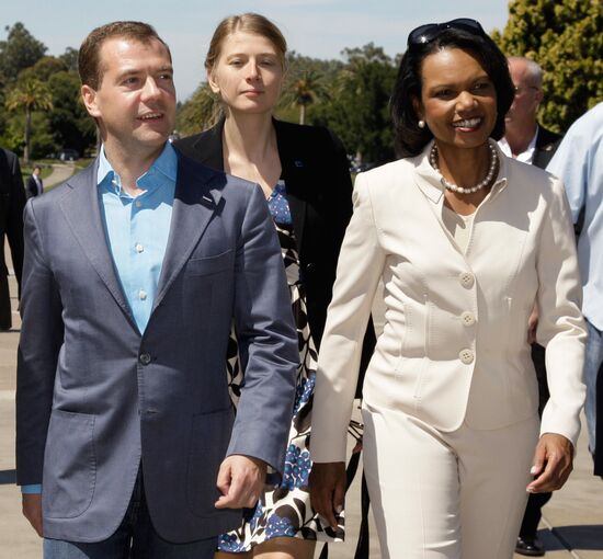 Dmitry Medvedev's visit to the U.S. Day Two