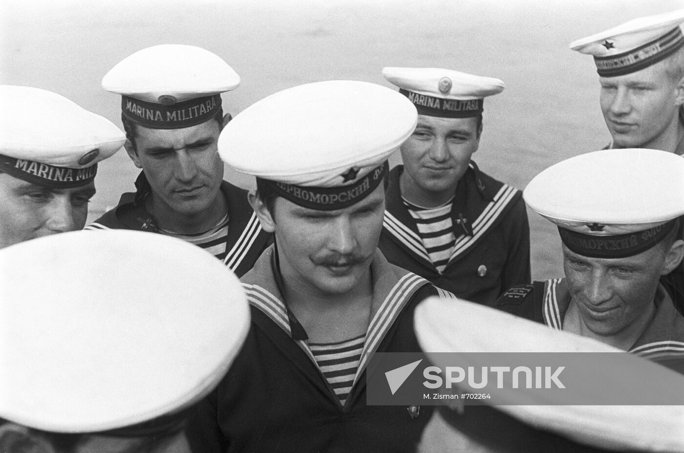 Friendly meeting of Soviet and Romanian sailors.