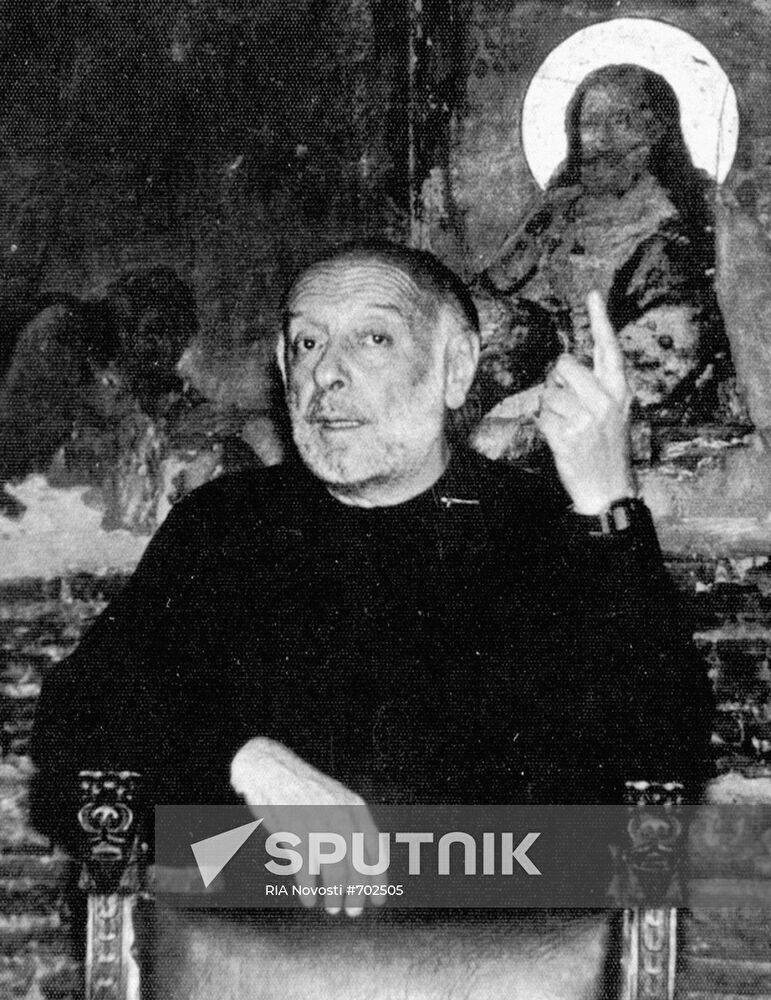 Famous Soviet sports commentator Kote Makharadze