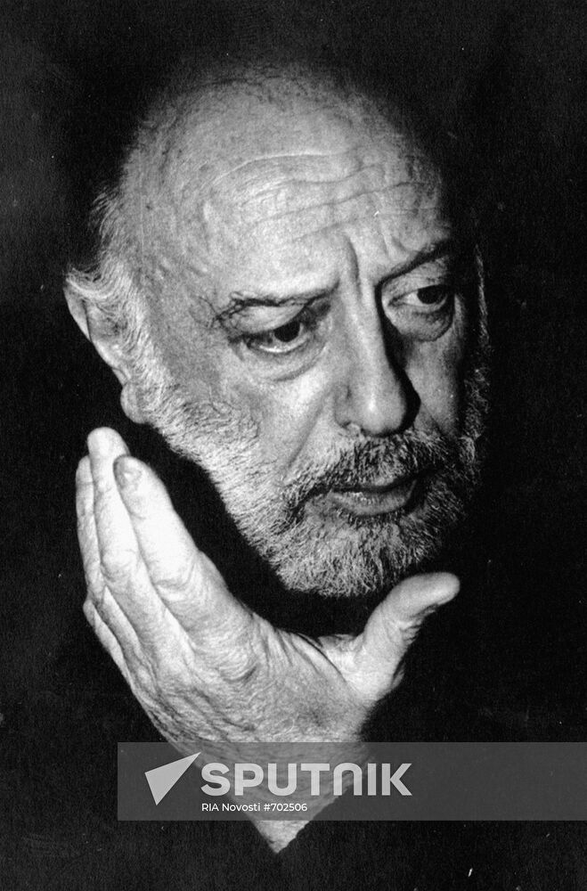 Famous Soviet sports commentator Kote Makharadze