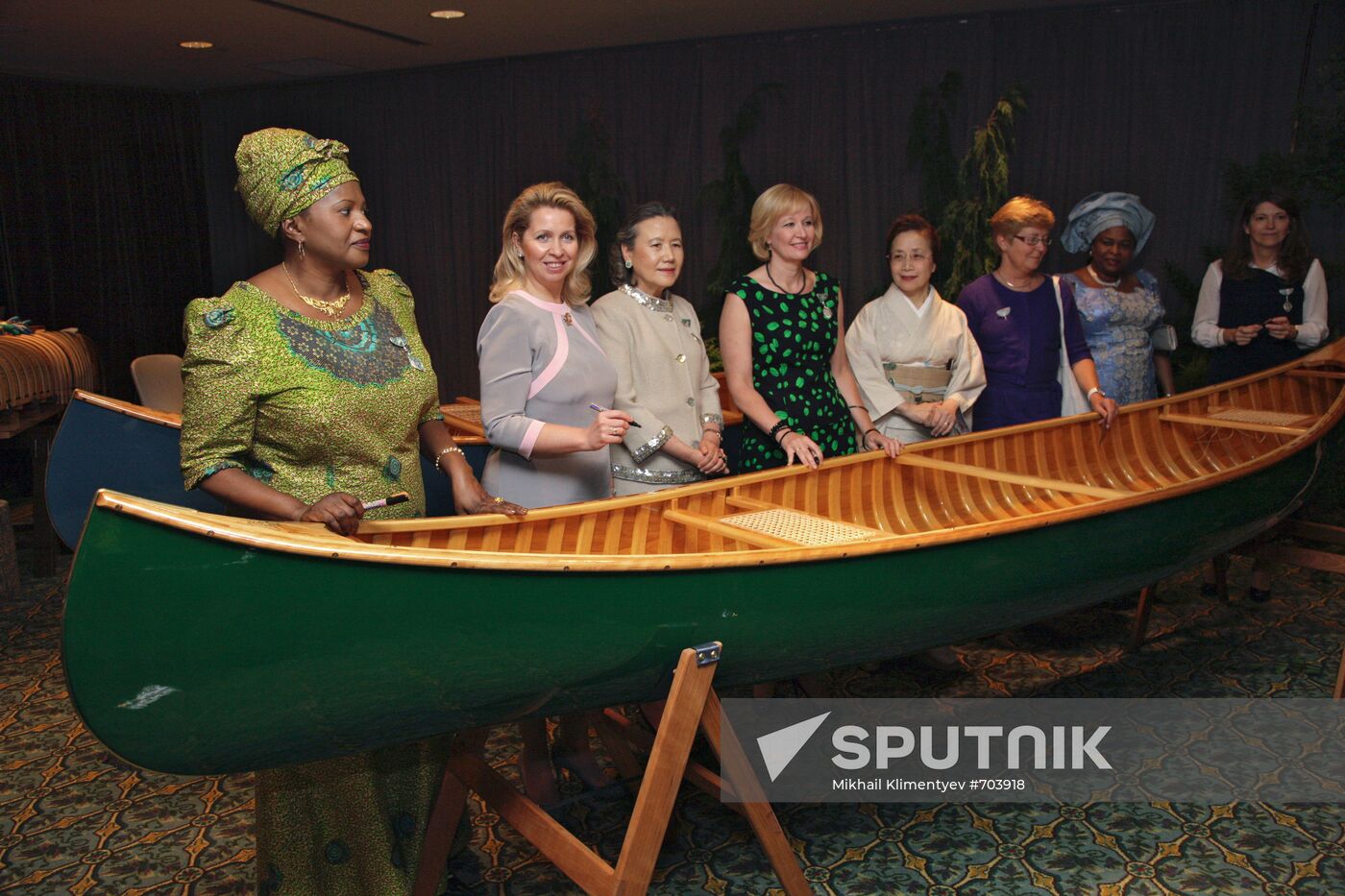 Svetlana Medvedev visits Canada
