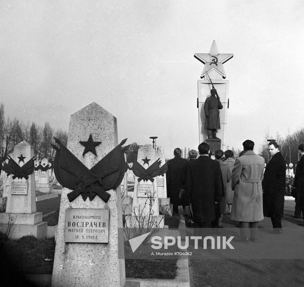 Cemetery of Soviet soldiers in Prague