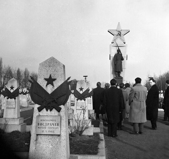 Cemetery of Soviet soldiers in Prague