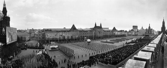 A parade of athletes on Red Square